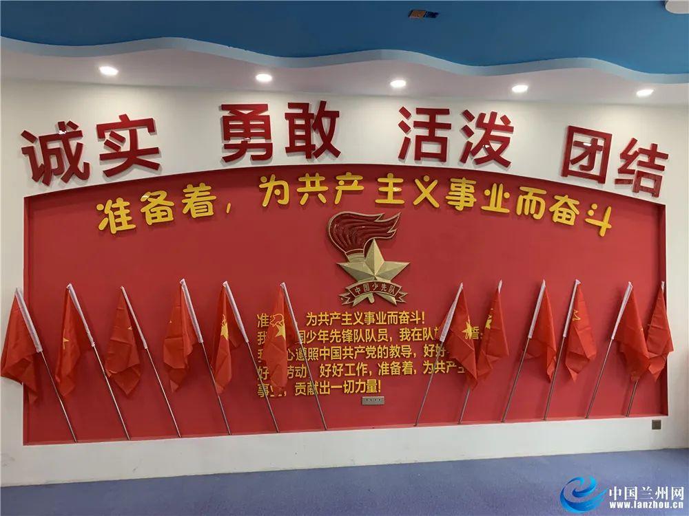 逃离鱼店